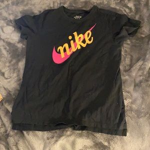 Nike tee